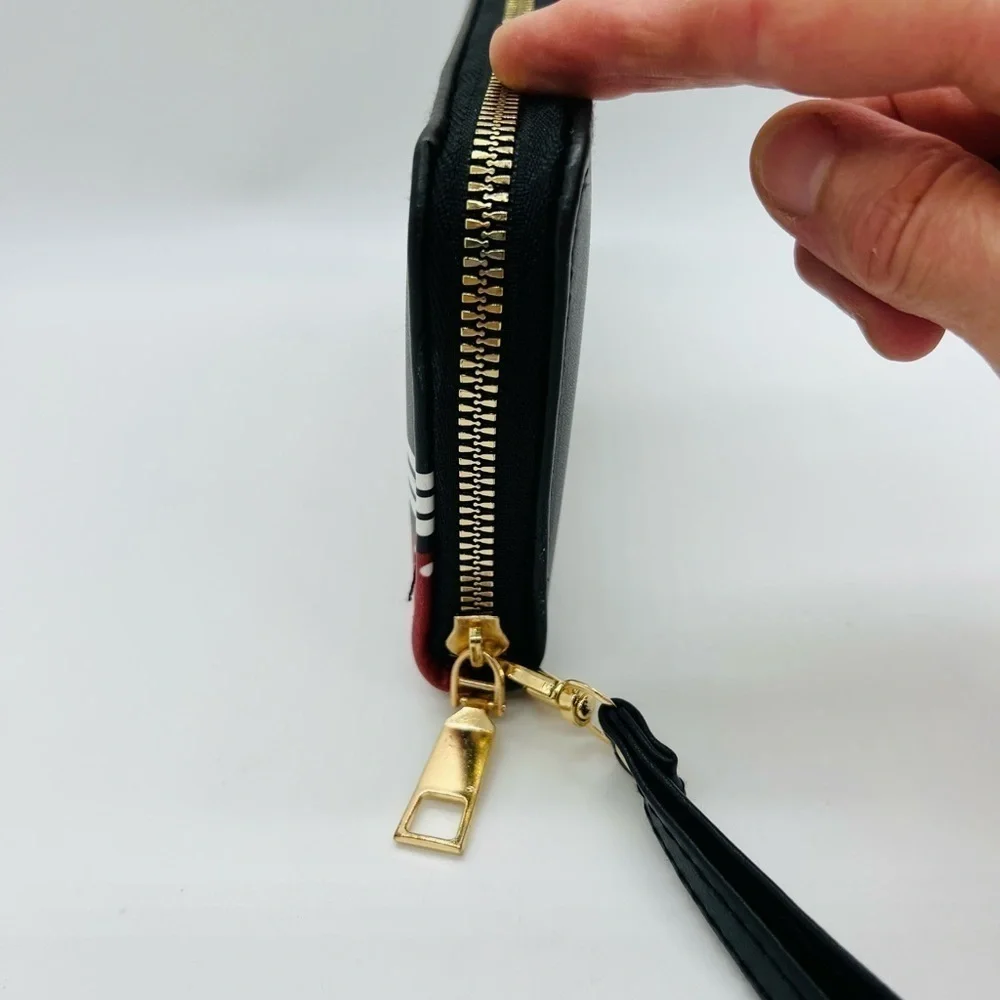 BETTY BOOP ZIP AROUND WRISTLET BLACK, RED AND GOLD HARDWARE